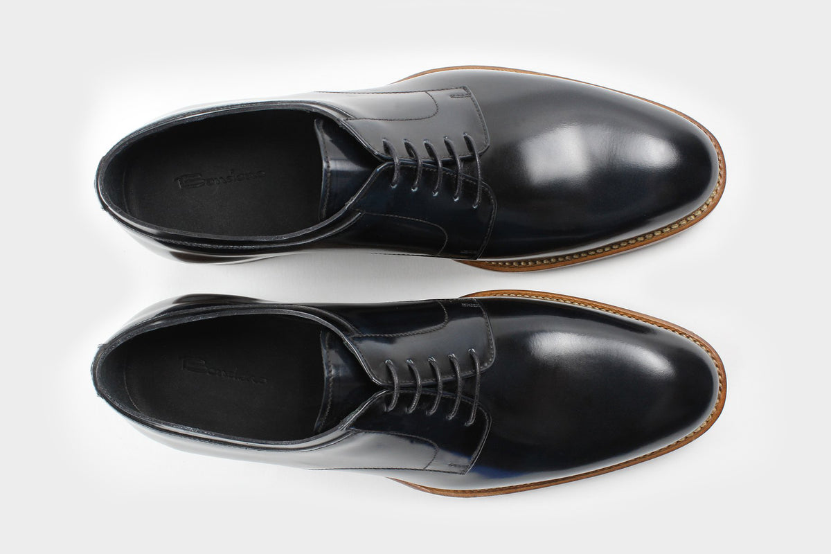 Bondeno Manno bespoke Derby in solid midnight blue calfskin, pair seen from above