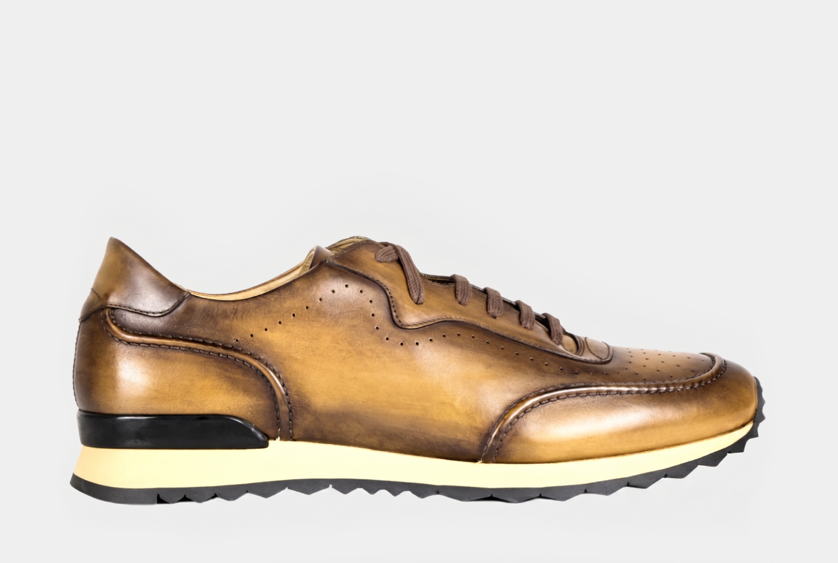 Bondeno bespoke sneakers in antique color side view